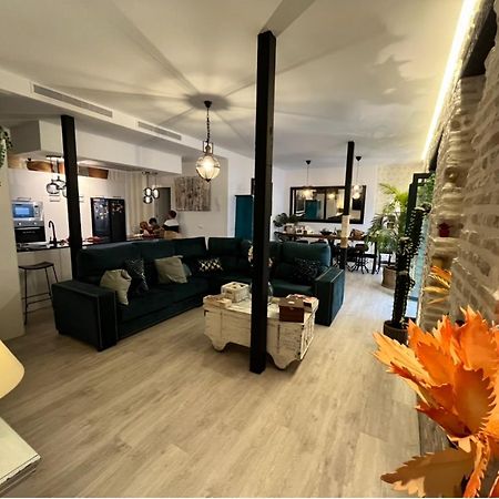 Casa Duque Compartida Familiar 1-Habitacion Con Bano Propio Севиля Екстериор снимка