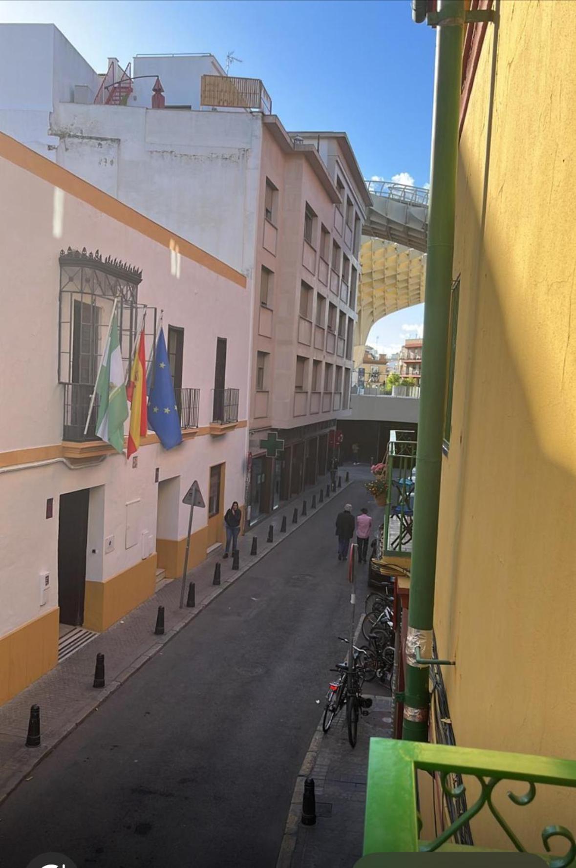 Casa Duque Compartida Familiar 1-Habitacion Con Bano Propio Севиля Екстериор снимка