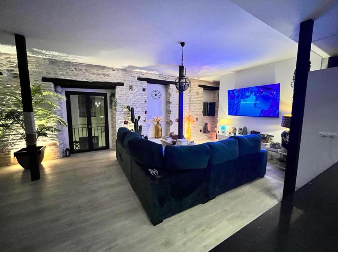 Casa Duque Compartida Familiar 1-Habitacion Con Bano Propio Севиля Екстериор снимка